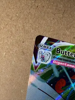 Butterfree VMAX 002/189 Ultra Rare Darkness Ablaze Pokemon TCG NM/M - Image 3
