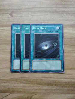 Yu-Gi-Oh! - Dark Hole - 3X - Full Playset - Image 1