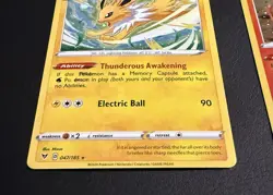 Pokemon promo cards eeveelutions Umbreon SWSH129 Cosmos Holo trio holo TCG NM - Image 3