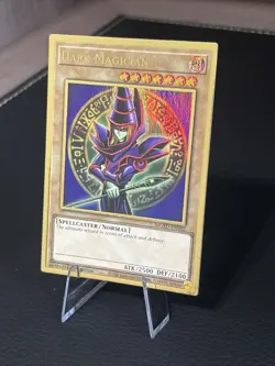 • Dark Magician • MGED-EN002 Gold Rare 1st Edition Yugioh TCG NM - Image 1