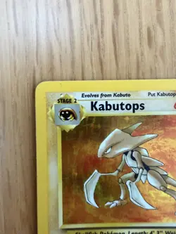Pokemon TCG Kabutops #9 Fossil Holo Rare Vintage Wizards Of The Coast - Image 5
