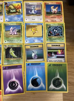 Pokemon lot Original Base Set 36 different cards Y0197 - Image 4