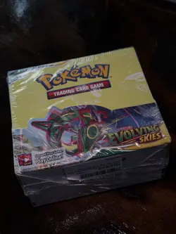 Pokemon TCG Sword & Shield Evolving Skies Booster Box Sealed! - Image 4