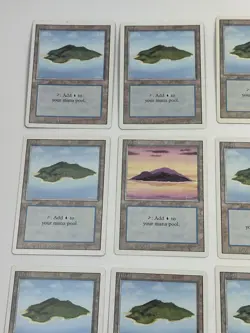 Lot of 28 MTG 4th Edition Island Basic Lands 1995 Mark Poole LP-NM - Image 2