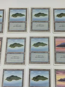 Lot of 28 MTG 4th Edition Island Basic Lands 1995 Mark Poole LP-NM - Image 3