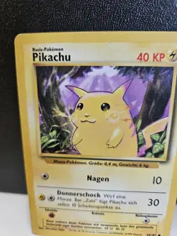 Pikachu 58/102 Pokemon TCG Base Set LP - Image 5