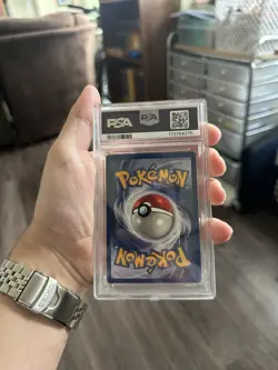 1999 Pokemon Fossil Set Dragonite Holo Rare Card 4/62 PSA 7 Near Mint - Image 3