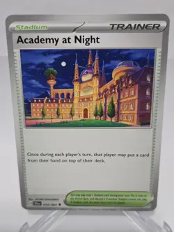 ACADEMY AT NIGHT 054/064 - POKEMON - REGULAR- SHROUDED FABLE - Image 1