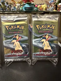 2000 Pokemon 1st Edition Neo Genesis Sealed Light Pack - Typhlosion Art - Image 3
