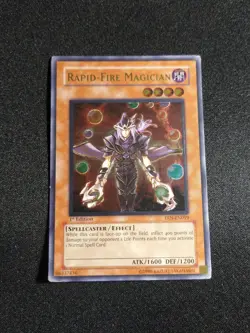 Yugioh - Rapid-Fire Magician EEN-EN019 1st Edition Ultimate Rare HP/Damaged - Image 1