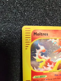 Moltres Skyridge Holo H20/H32 Pokemon Card WOTC E-Reader/E- Card - Image 2