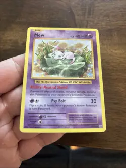 The Pokemon Company Pokemon TCG Mew 53/108 Evolutions Holo Rare English Foil - Image 3