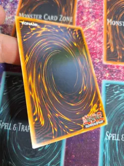 Yu-Gi-Oh! TCG Mist Valley Thunderbird HA01-EN004 Limited Secret Rare Near Mint - Image 4