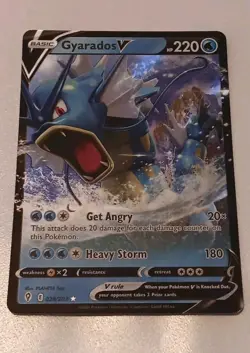 Pokemon TCG Gyarados V Evolving Skies 028/203 Holo Ultra Rare Collectible - Image 1