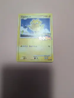 Zapdos 8/16 Pokemon Rumble TCG Card - Image 1