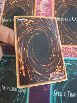Yugioh Vision HERO Gravito GFP2-EN061 Ultra Rare 1st Edition Near Mint - Image 4