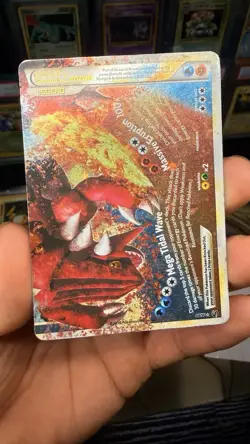 Pokemon TCG Kyogre Groudon Legend Undaunted (Groudon bottom) DMG Condition - Image 1