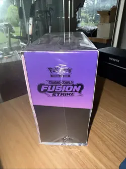 Pokemon TCG Sword & Shield Fusion Strike Elite Trainer Box ETB NEW & SEALED - Image 4