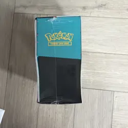 Pokemon centre ascended hero elite trainer box - Image 3