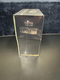 Pokemon TCG SWSH: Evolving Skies Elite Trainer Box Factory Sealed, Dent,See Pics - Image 5