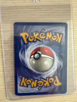 19 First Edition Pokemon Cards from Jungle and Fossil Sets - Near Mint - Image 5