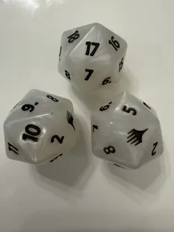 MTG FIN Final Fantasy Pearl White Oversized D20 Spindown life die Counter Dice - Image 3
