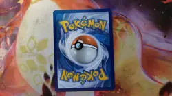 Spiritomb TG09/TG30 Swsh11: Lost Origin Trainer Gallery Holographic Card NM/M - Image 2