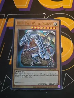 YuGiOh Cards - Blue-Eyes White Dragon - SDBE-EN001 - NM-LP - Image 1