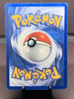 Pokemon TCG Heracross 6/111 Neo Genesis Holo Rare VTG WOTC 2000 HP Creased - Image 3