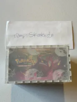 Pokemon TCG Sword & Shield Fusion Strike Booster Box New w/Acrylic Case - Image 3