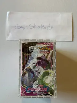 Pokemon TCG Sword & Shield Fusion Strike Booster Box New w/Acrylic Case - Image 4