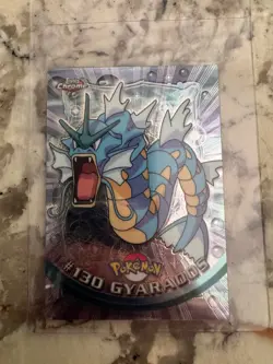 2000 TOPPS CHROME POKEMON T.V. #130 GYARADOS - Image 1
