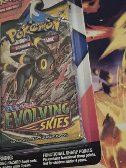 Pokemon TCG Evolving Skies & Chilling Reign 2 Pack Blister with Pin, Brand New! - Image 5