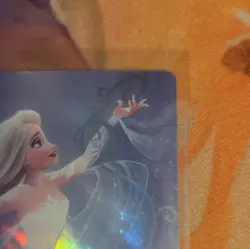 Ravensburger Disney Lorcana Elsa - Spirit of Winter Enchanted Foil 207/204 EN - Image 3