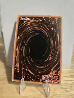 Konami Yu-Gi-Oh! Red-Eyes B. Dragon Retro Pack RP01-EN011 Ultra Rare Foil - Image 4
