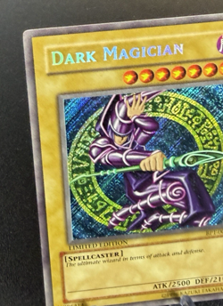 Yu-Gi-Oh Dark Magician BPT-001 Limited Edition Secret Rare 2002 Collector’s Tin - Image 4