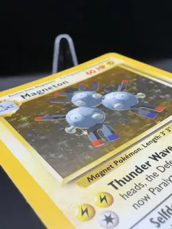 Pokemon TCG Magneton Base Set Holo Unlimited Rare Card 9/102 NM Condition - Image 3