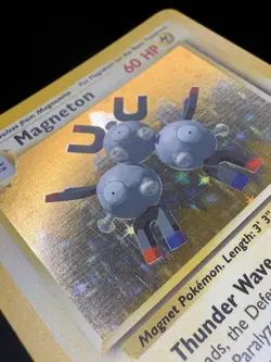 Pokemon TCG Magneton Base Set Holo Unlimited Rare Card 9/102 NM Condition - Image 4