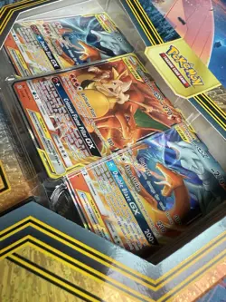 2018 Pokemon Reshiram & Charizard GX League Battle Deck Sealed - Image 3