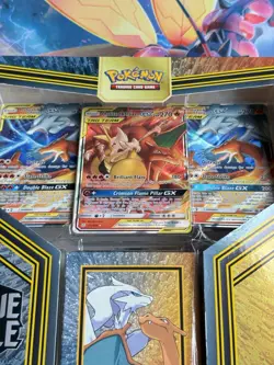2018 Pokemon Reshiram & Charizard GX League Battle Deck Sealed - Image 4