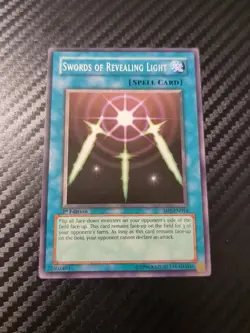 Swords of Revealing Light SD1-EN014 Structure Deck: Dragon's Roar-1st Edition... - Image 1