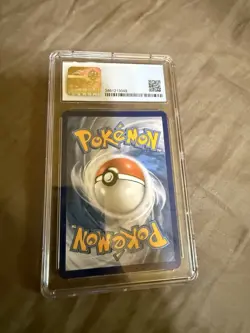 CGC 9 Charizard 025/185 SwSh04 Vivid Voltage Reverse Holo English 2020 - Image 2