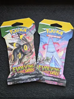 Pokemon TCG Sword And Shield Evolving Skies Sleeved Booster Pack x2 - Image 1