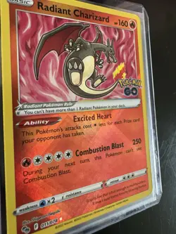 Radiant Charizard 011/078 Pokemon GO Holo - Image 3