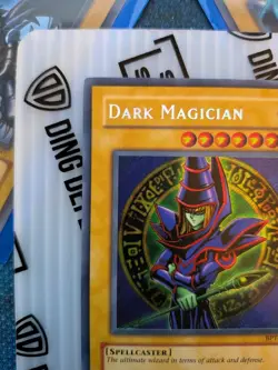 2003 YuGiOh Dark Magician BPT-007 Collectors Tin - Image 2