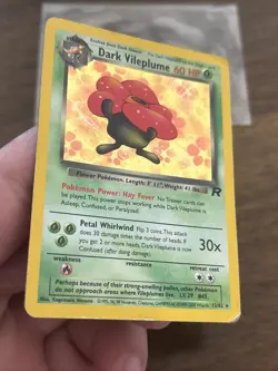 Dark Vileplume 13/82 Holo Rare Team Rocket Pokemon Unlimited Holo Near Mint - Image 3