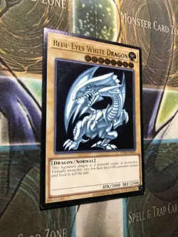 *** BLUE-EYES WHITE DRAGON *** ULTIMATE RARE OTS PACK OP28-EN001 YUGIOH! - Image 3
