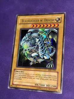 YuGiOh - Blauaugiger W. Drache - BNZ-G001 - Light Played – Ultra Rare - Image 1