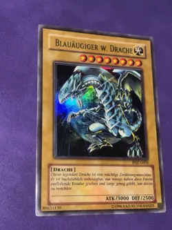 YuGiOh - Blauaugiger W. Drache - BNZ-G001 - Light Played – Ultra Rare - Image 2