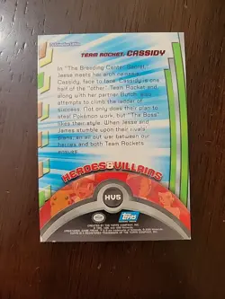 MP! HOLO Pokemon Topps Team Rocket: Cassidy HV5 Heroes & Villains Blue Logo - Image 2